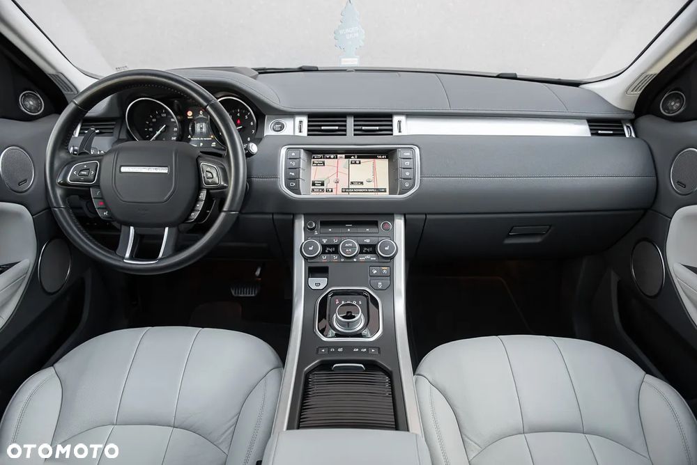 Land Rover Range Rover Evoque - 31