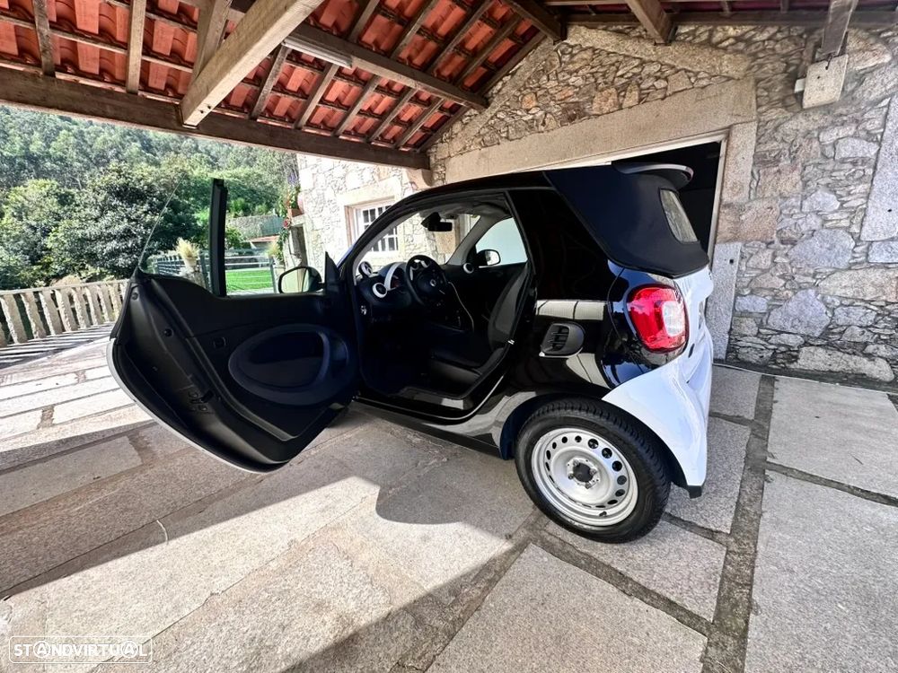 Smart Fortwo Coupé 2021 photo 3