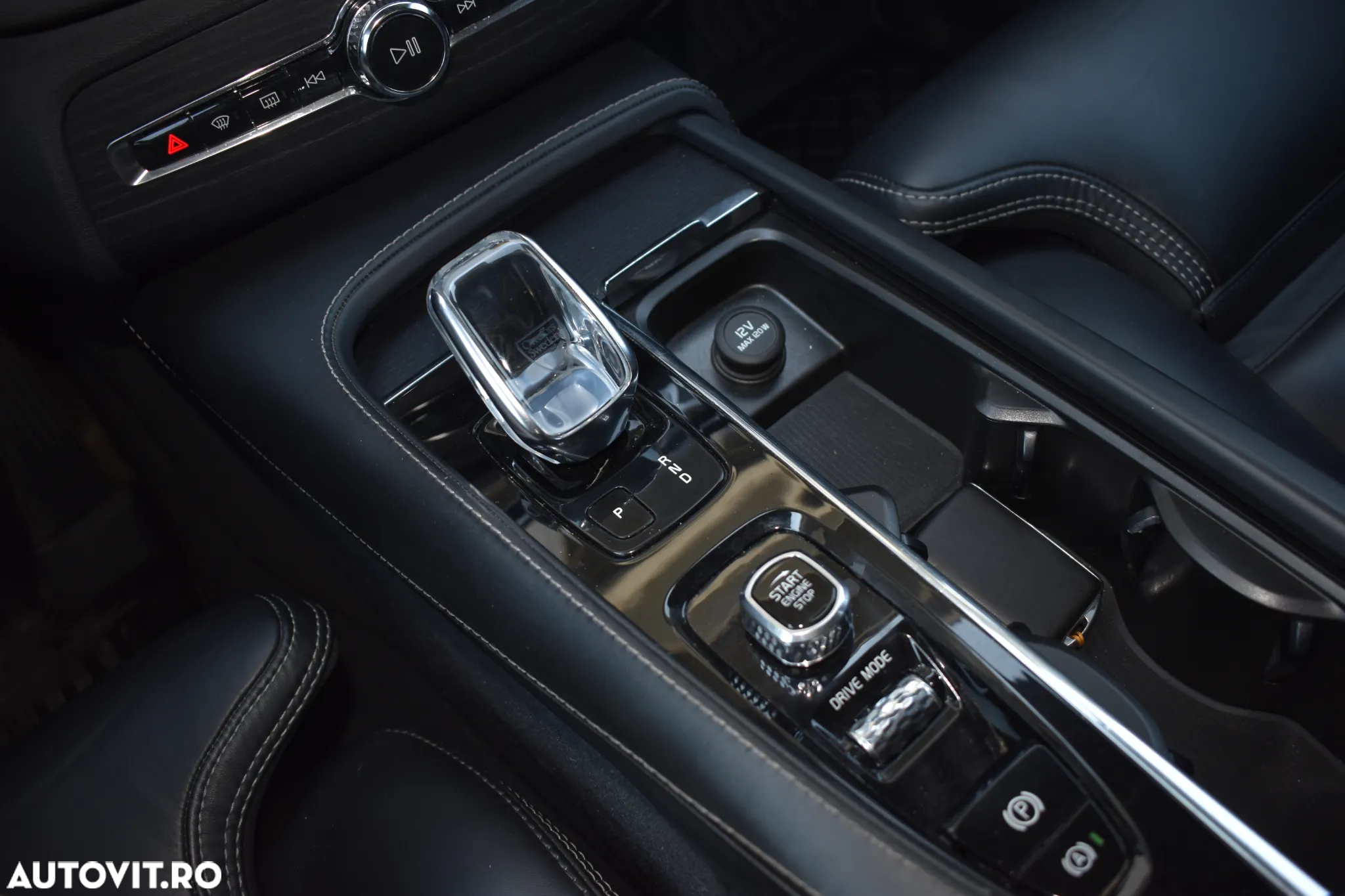 Volvo XC 90 B5 MHEV AWD 5 locuri Momentum - 14