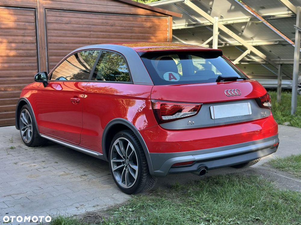 Audi A1 3-drzwiowe 1.0 TFSI ultra S tronic design - 5