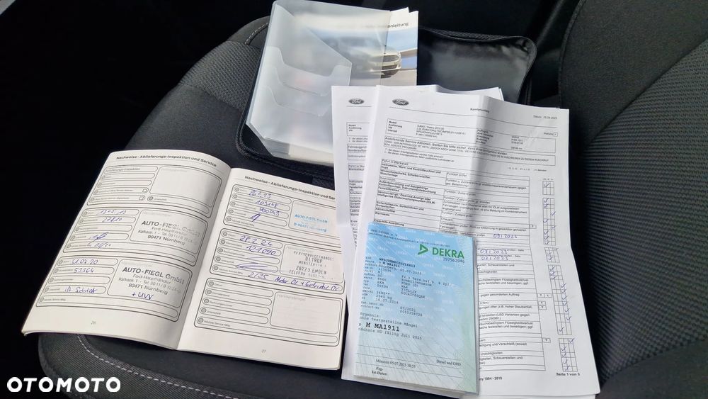 Ford S-Max 2.0 TDCi Titanium PowerShift - 34