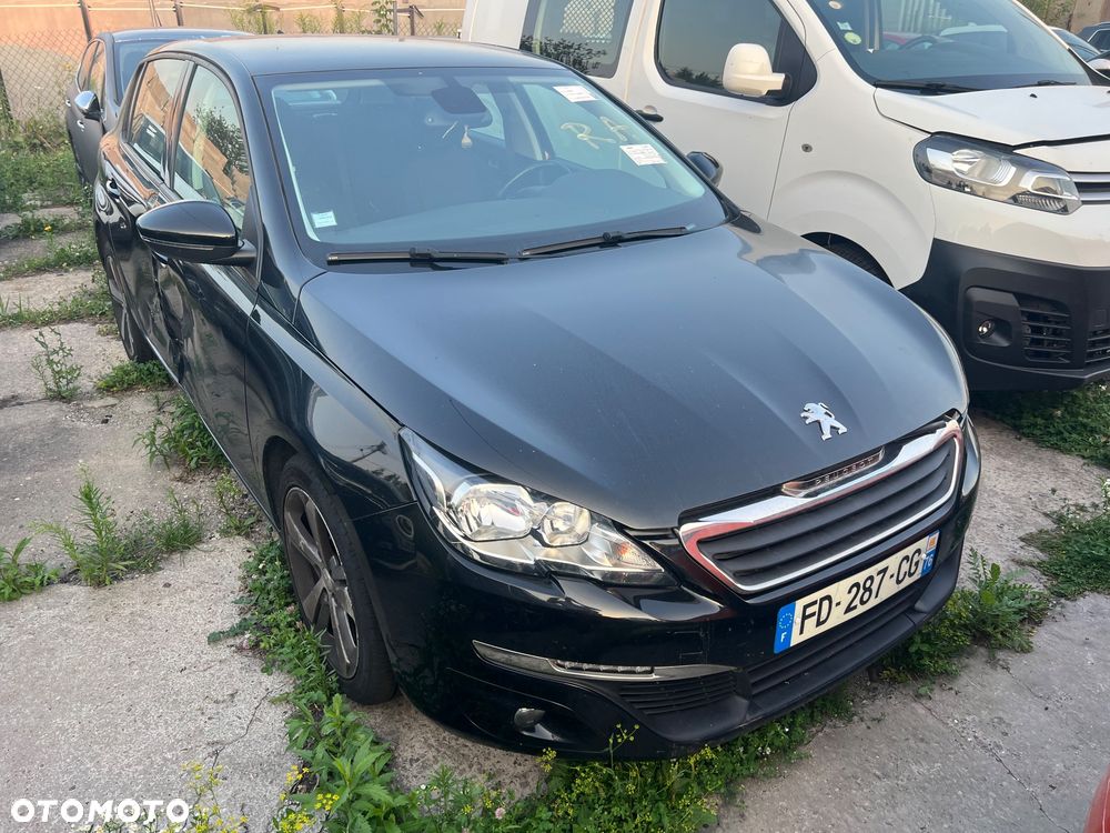 Peugeot 308 - 1