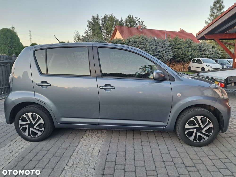 Daihatsu Sirion 1.3 CooLine - 4