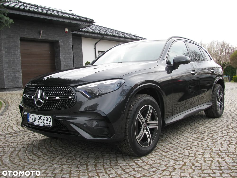 Mercedes-Benz GLC - 33