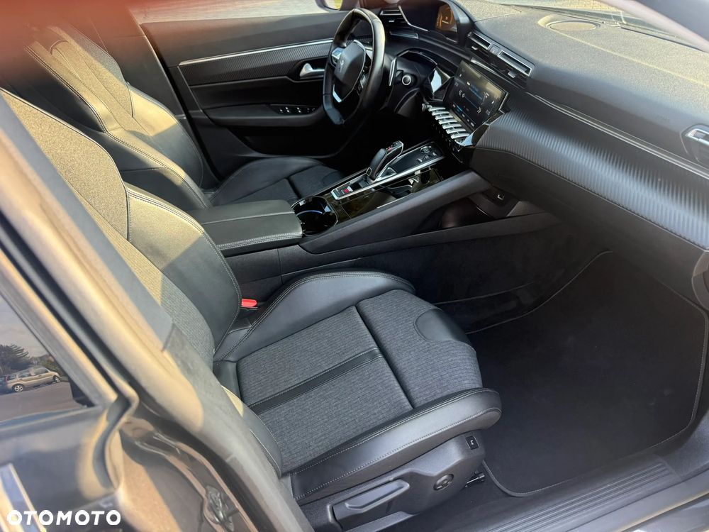 Peugeot 508 1.5 BlueHDi Allure Pack S&S EAT8 - 31