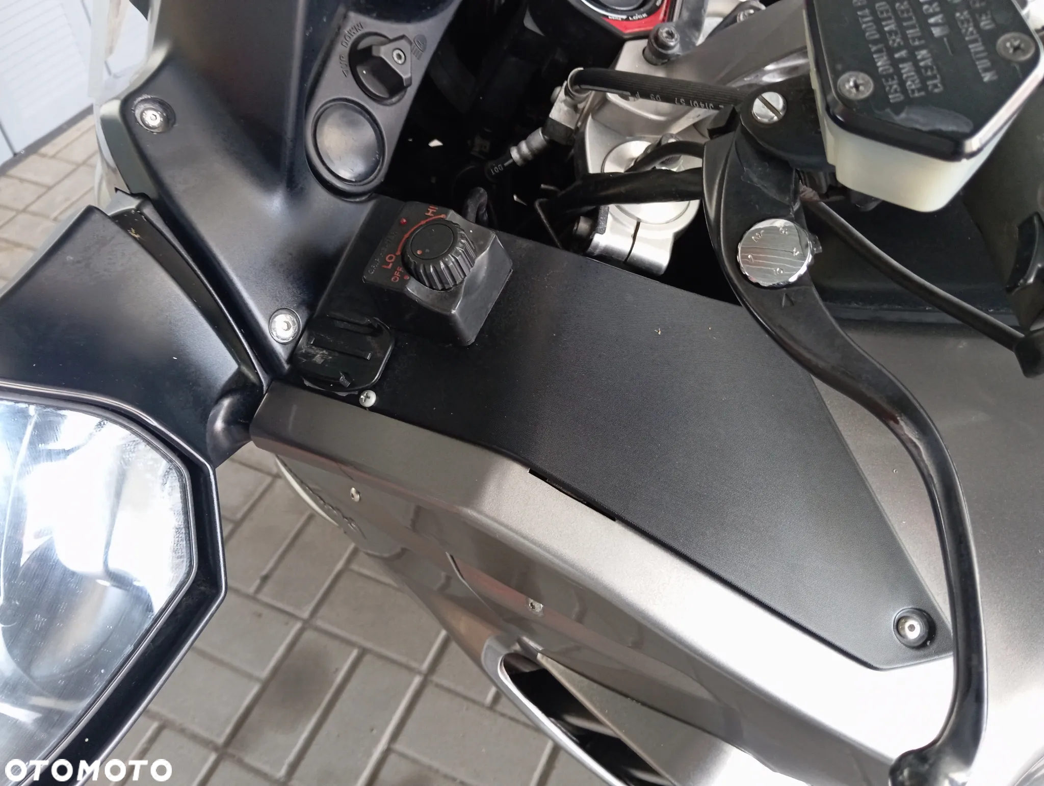 Kawasaki GTR - 10