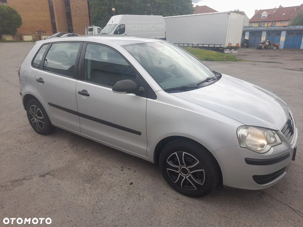 Volkswagen Polo 1.2 Entry - 2