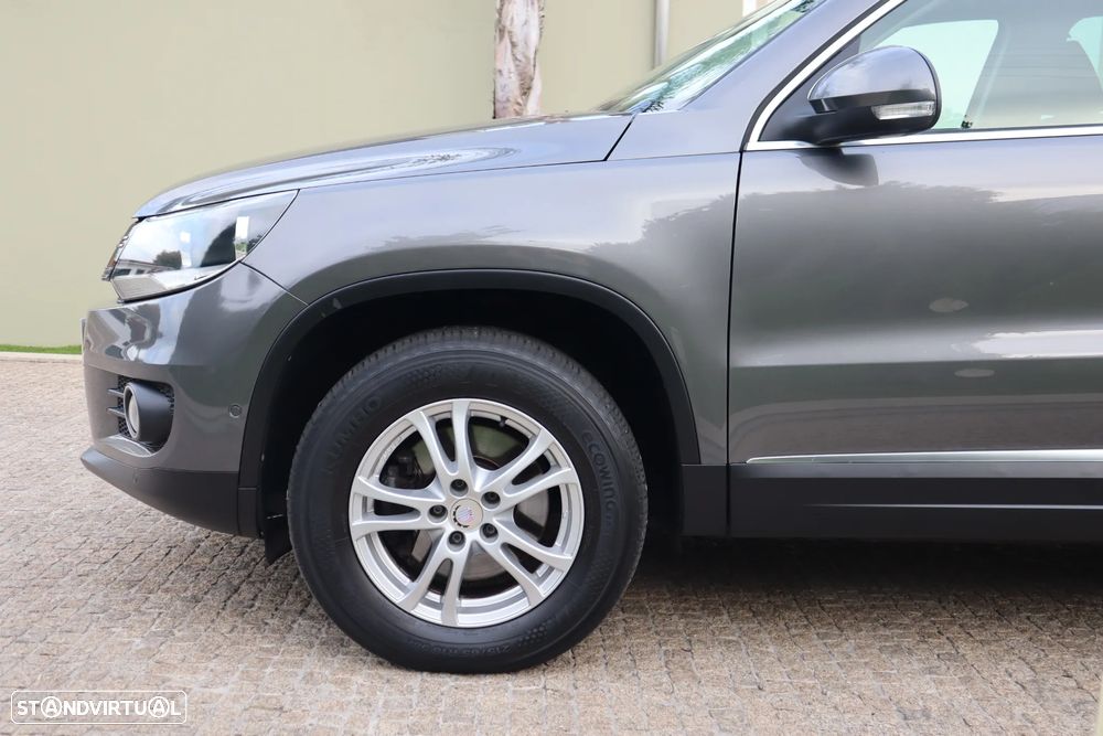 VW Tiguan 2.0 TDi Track 4Motion DSG - 9