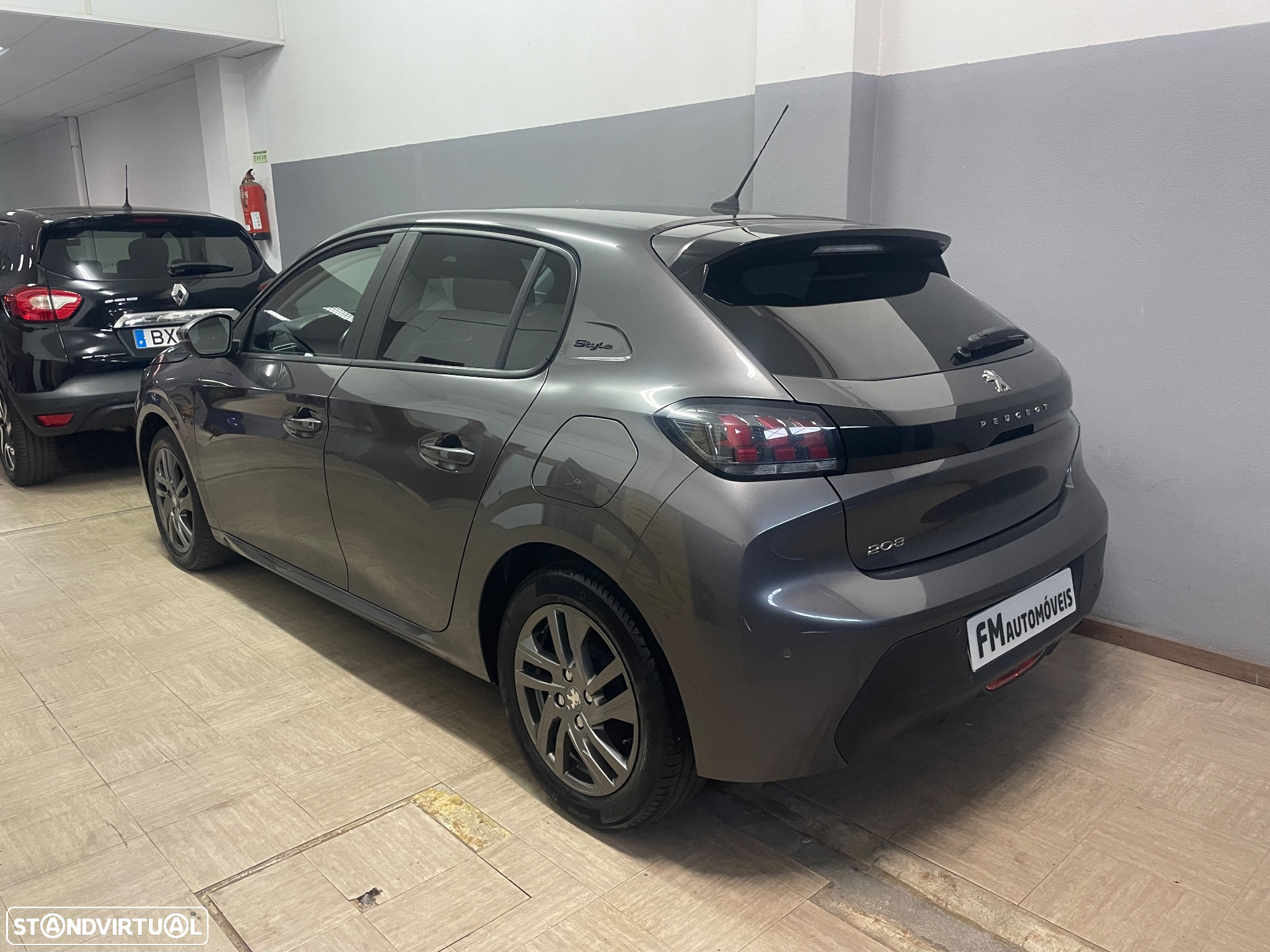 Peugeot 208 1.2 PureTech SE Style - 35