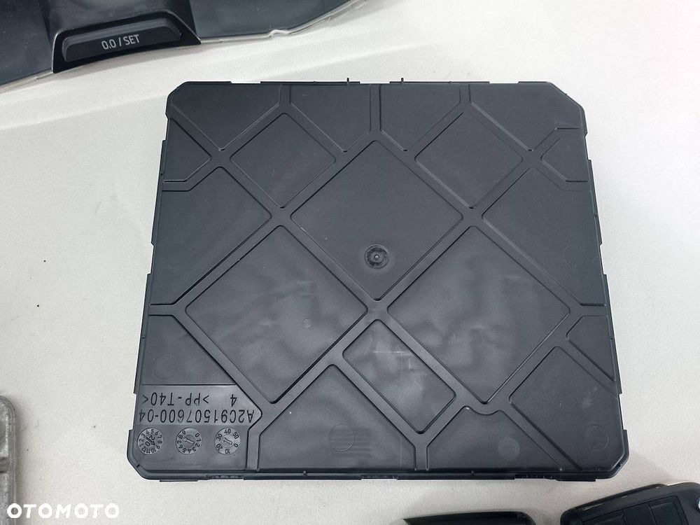 ZESTAW STARTOWY IMMO SKODA KAMIQ 05E907309H  2Q0937090C  2Q0905861A 1.5 TSI - 8