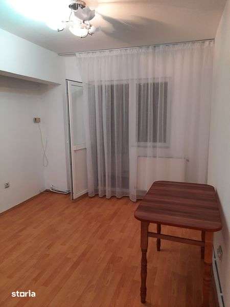 Apartament de vanzare — fotografia 3