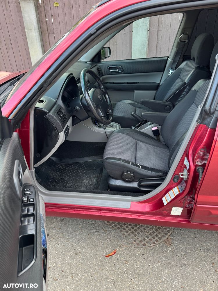 Subaru Forester 2.0 Turbo Aut - 3