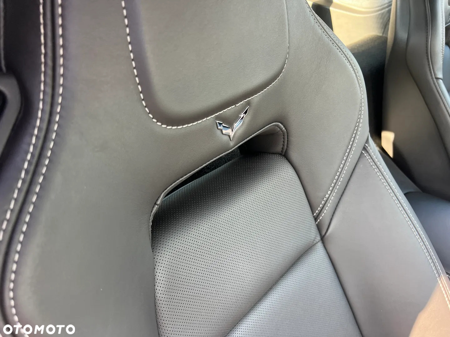 Chevrolet Corvette Stingray 2LT 6.2 V8 Automatik - 24