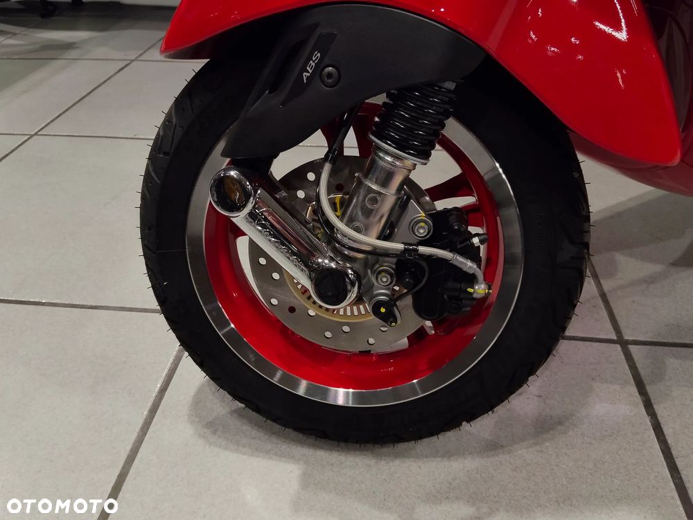 Vespa Primavera - 12