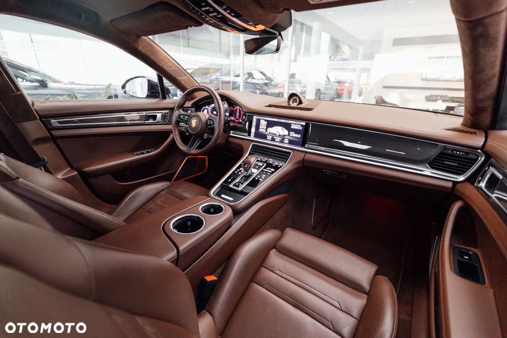 Porsche Panamera GTS - 23