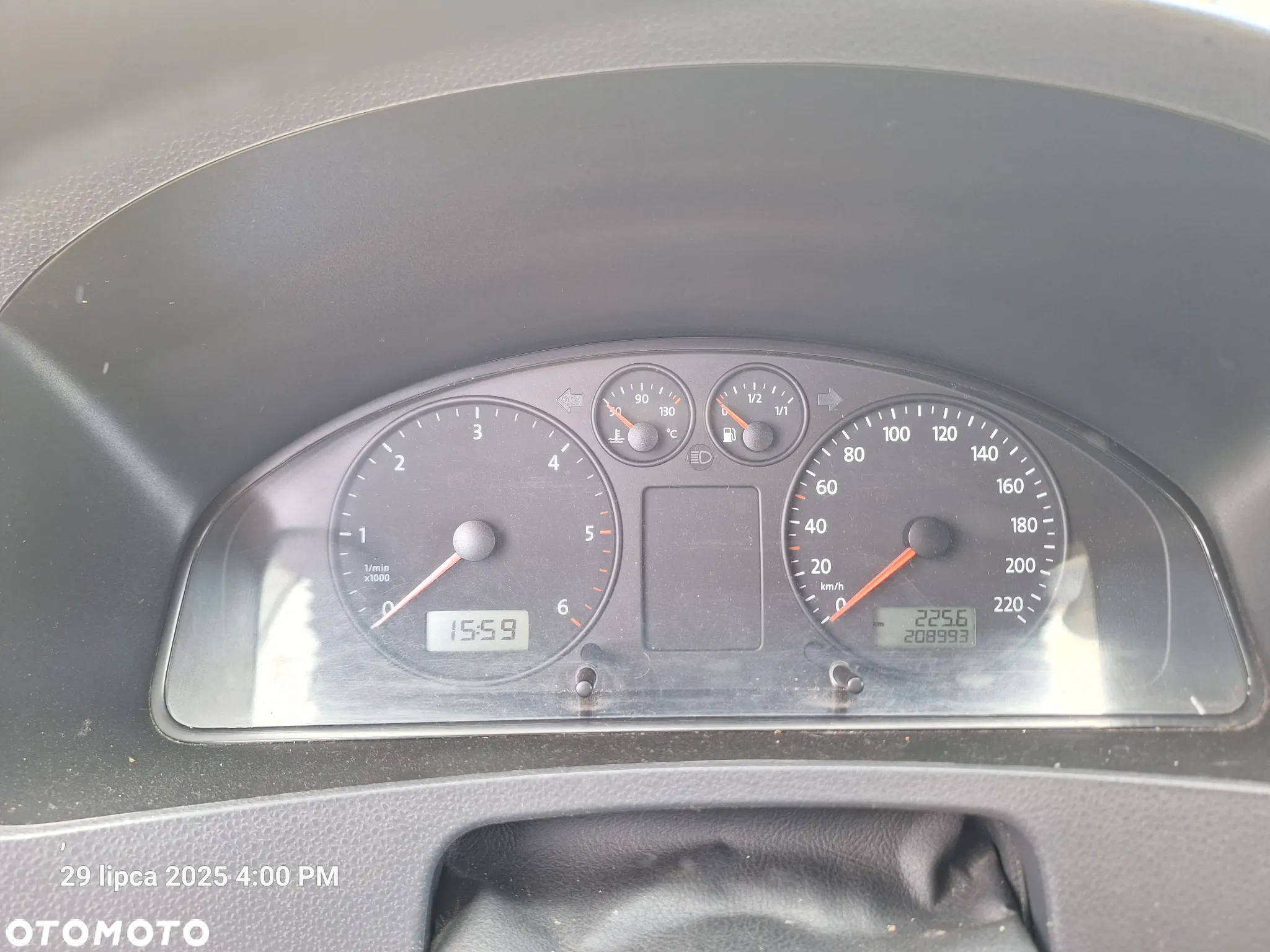 Volkswagen Transporter - 9