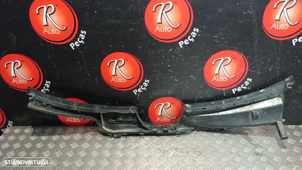 Grelha Torpedo Mercedes-Benz C-Class (W202) - 2