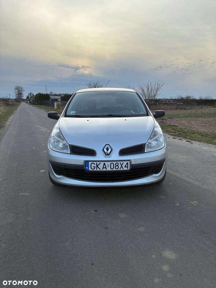 Renault Clio 1.2 16V Wind - 2