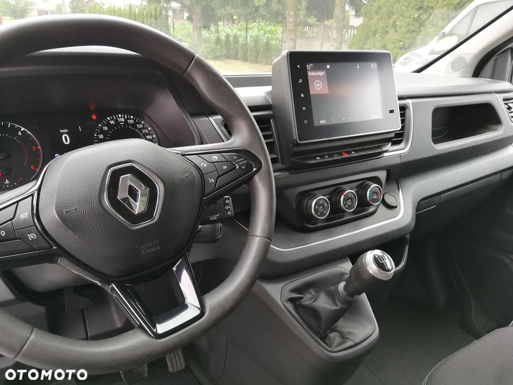 Renault Trafic - 18