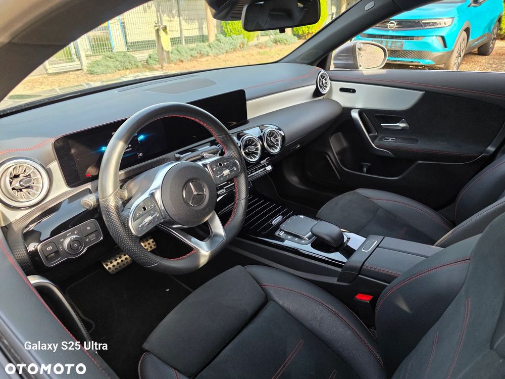 Mercedes-Benz CLA 250 AMG Line 7G-DCT - 11