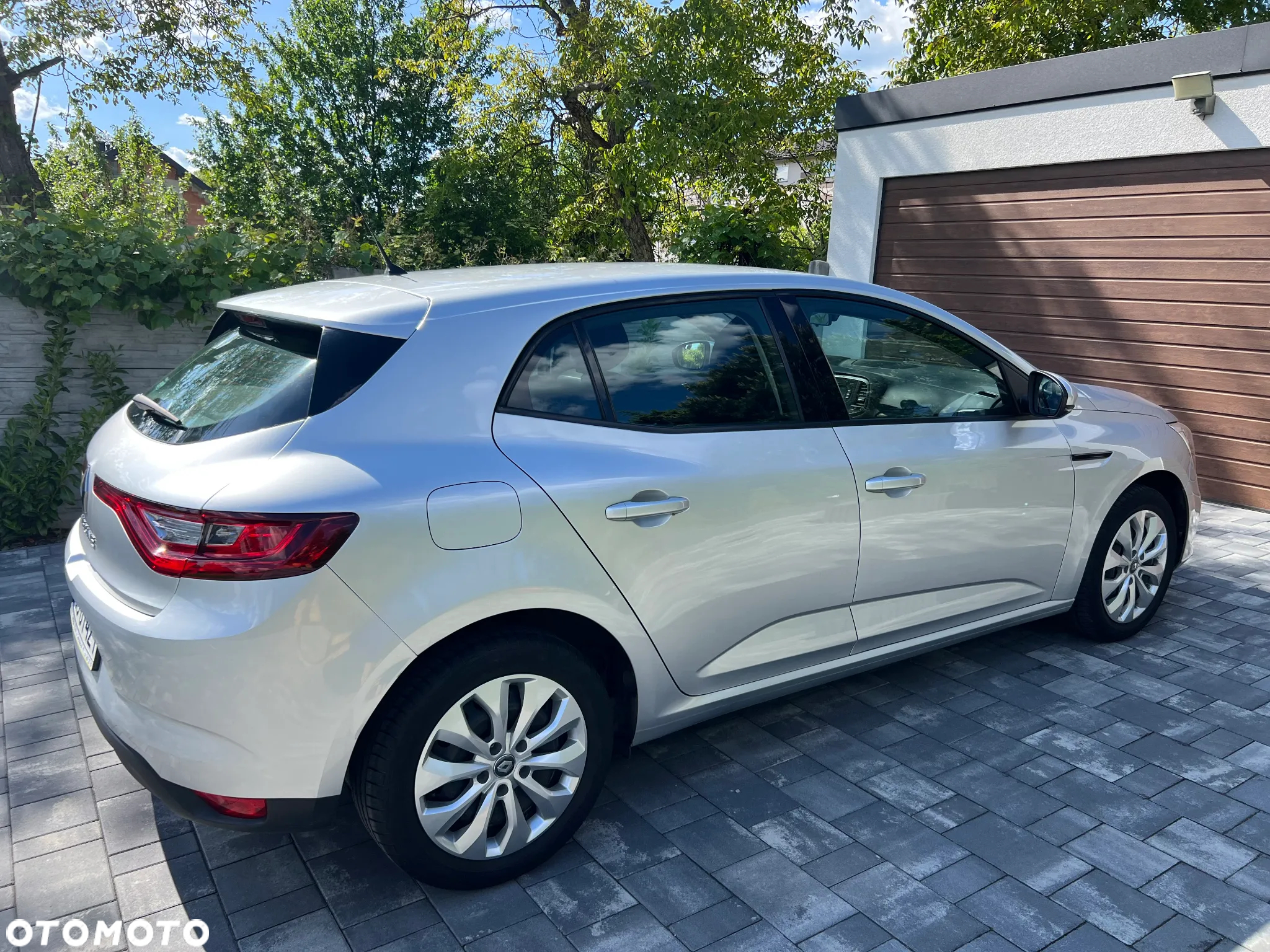 Renault Megane 1.6 SCe Life - 10