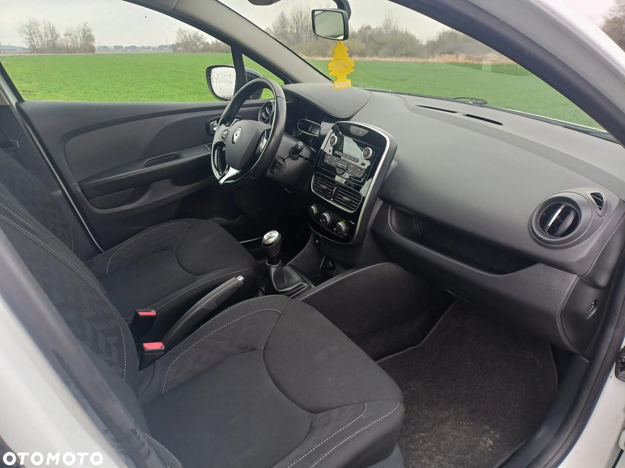 Renault Clio 1.5 dCi Energy Alize - 12