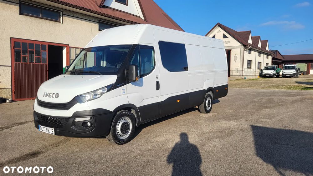 Iveco Daily 35S180 / doka / auto brygadowe / 6 osobowe / - 1