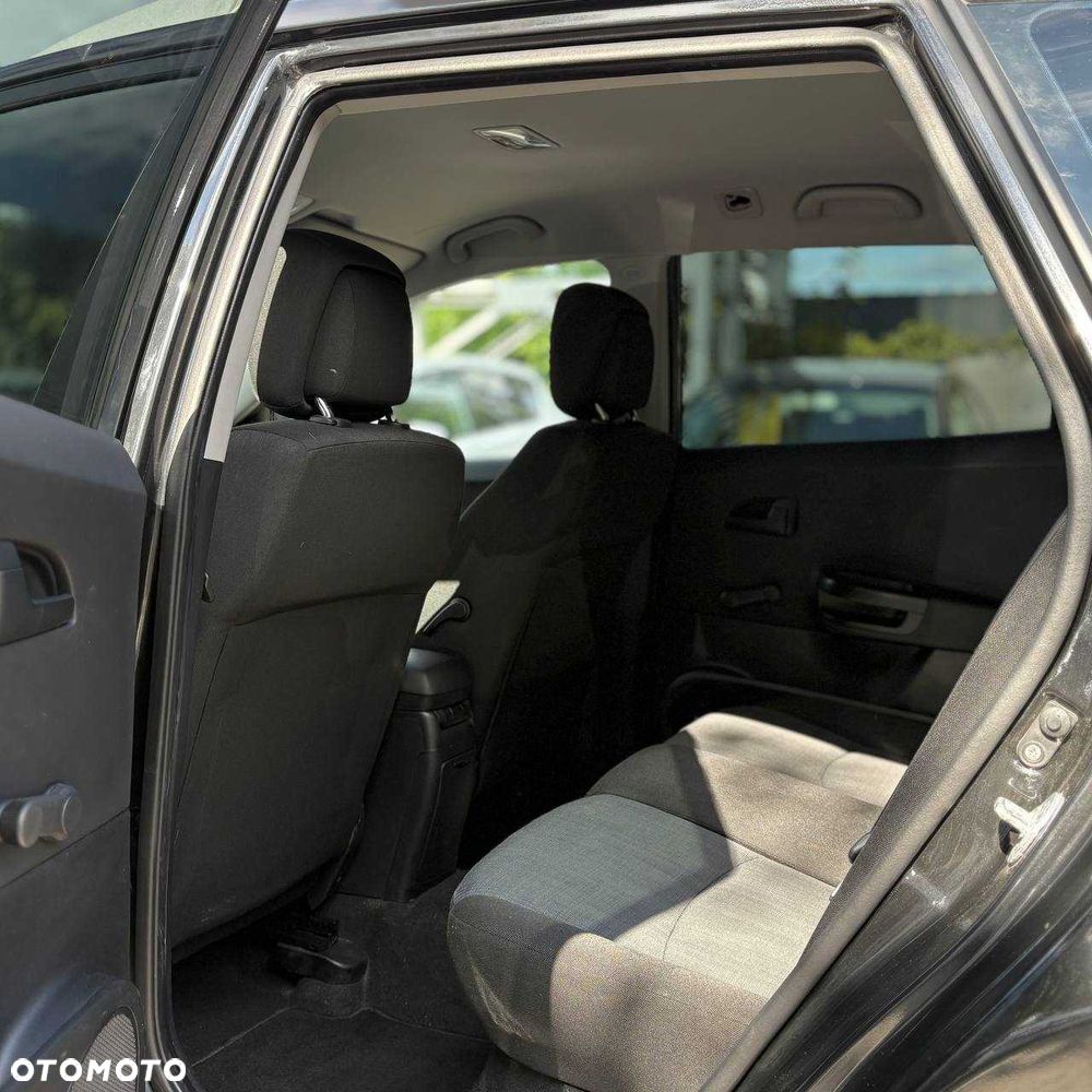 Kia Ceed - 7