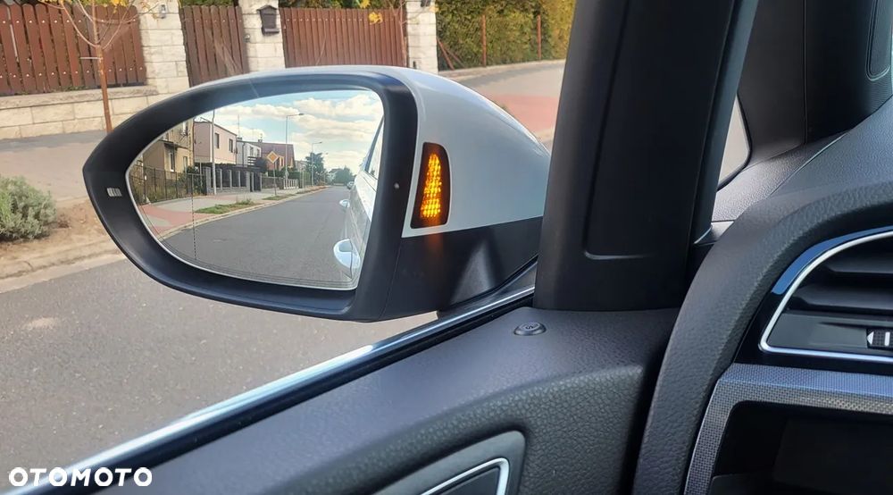 Volkswagen Touran 1.4 TSI BMT Highline DSG - 27