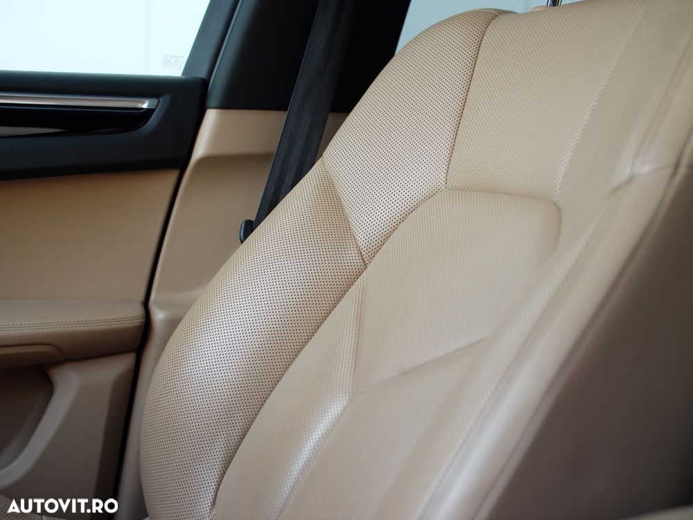 Porsche Macan - 15