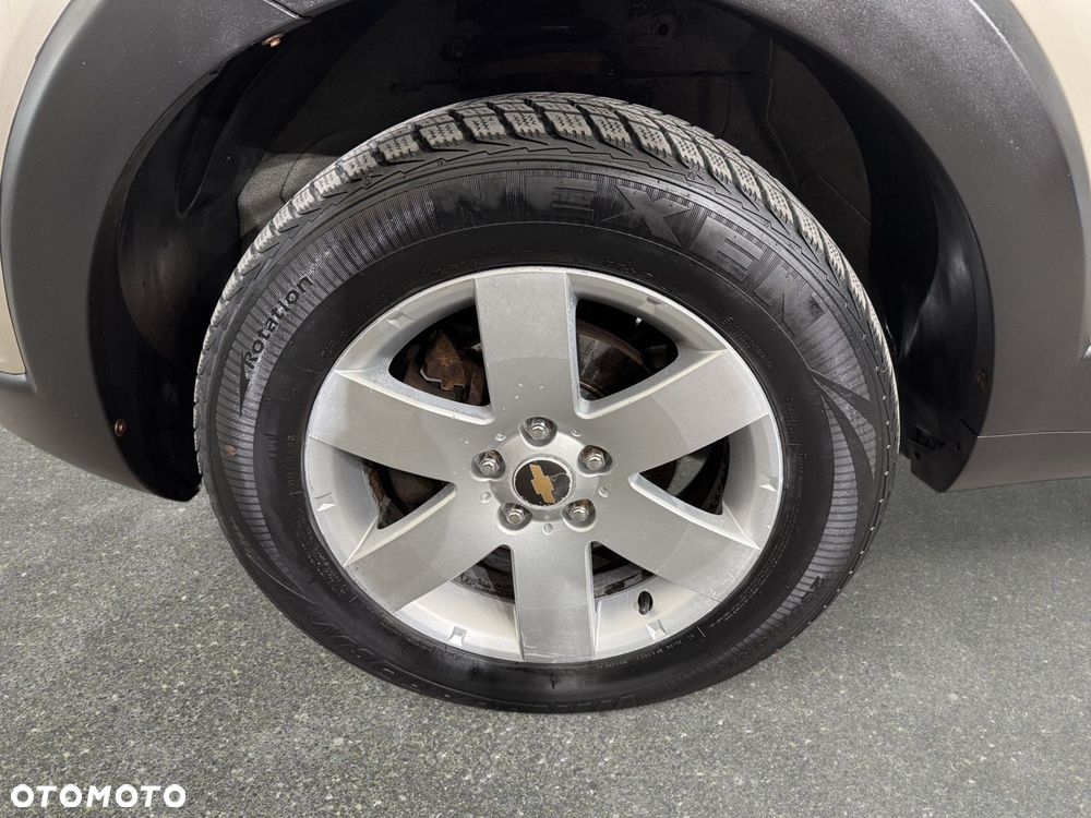 Chevrolet Captiva - 10