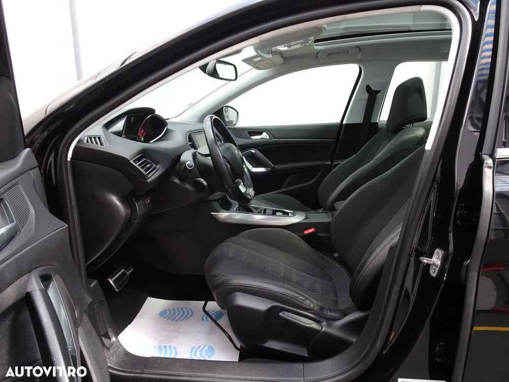 Peugeot 308 BlueHDi FAP 150 EAT6 Stop&Start GT-Line Edition - 13