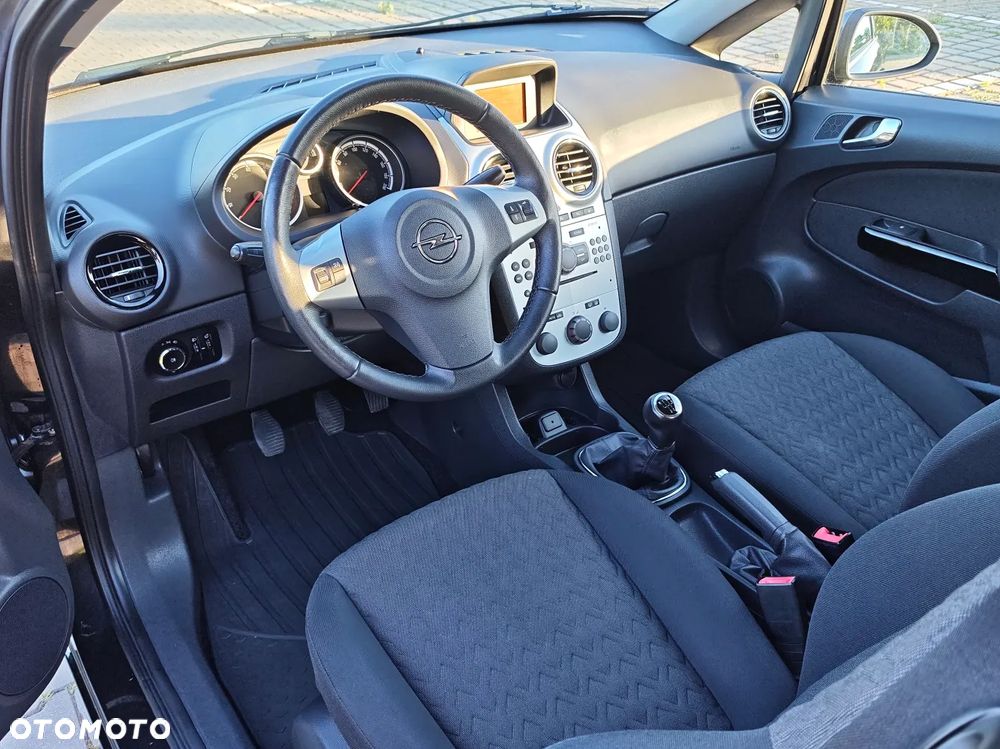 Opel Corsa - 10