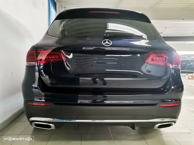 Mercedes-Benz GLC 300 de 4Matic 9G-TRONIC AMG Line - 4