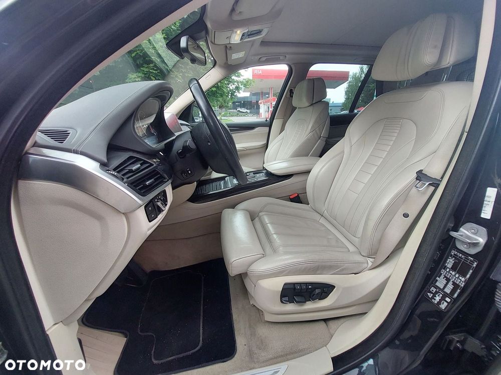 BMW X5 xDrive30d - 16