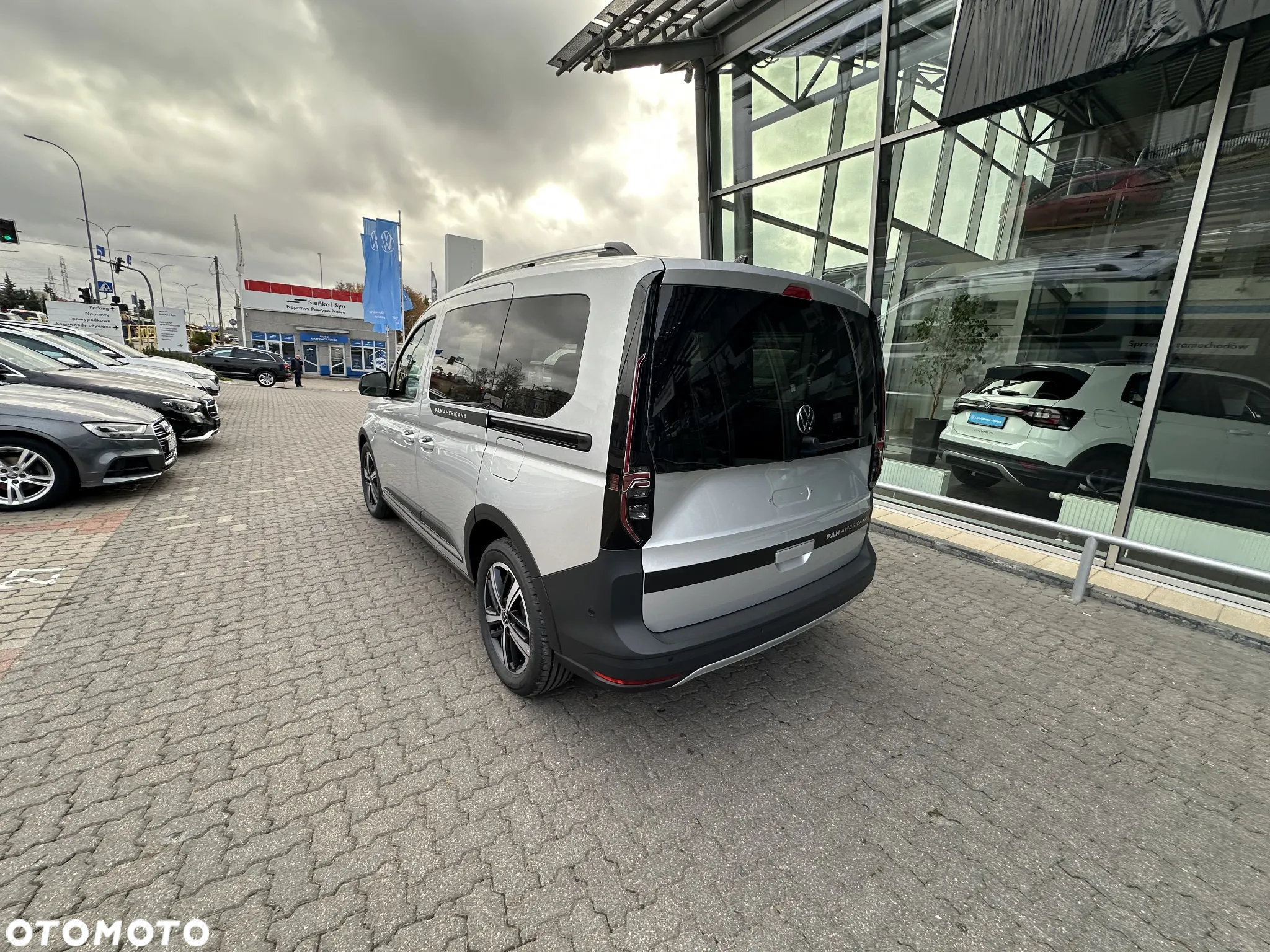Volkswagen Caddy 2.0 TDI PanAmericana DSG - 4