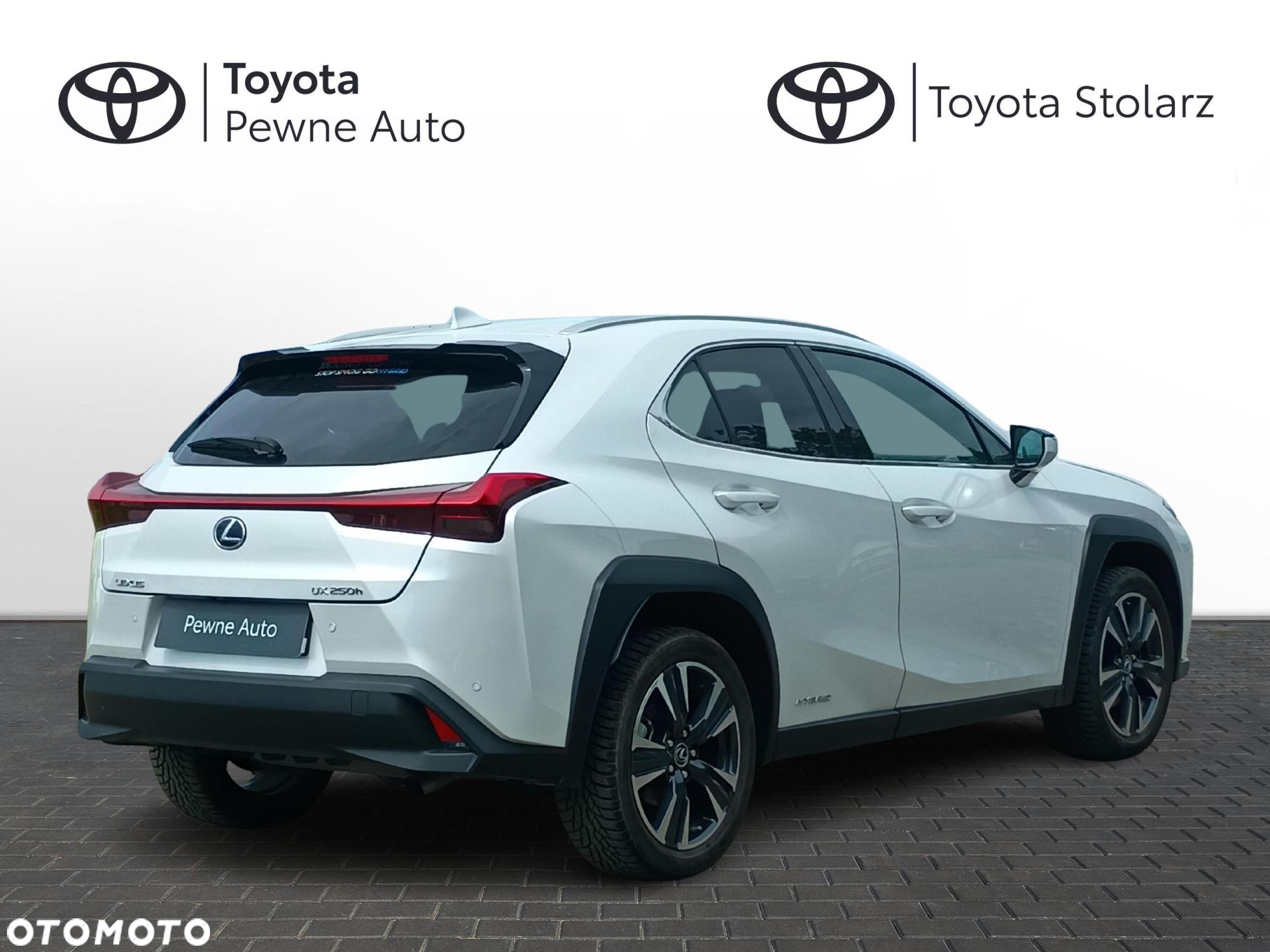 Lexus UX - 5