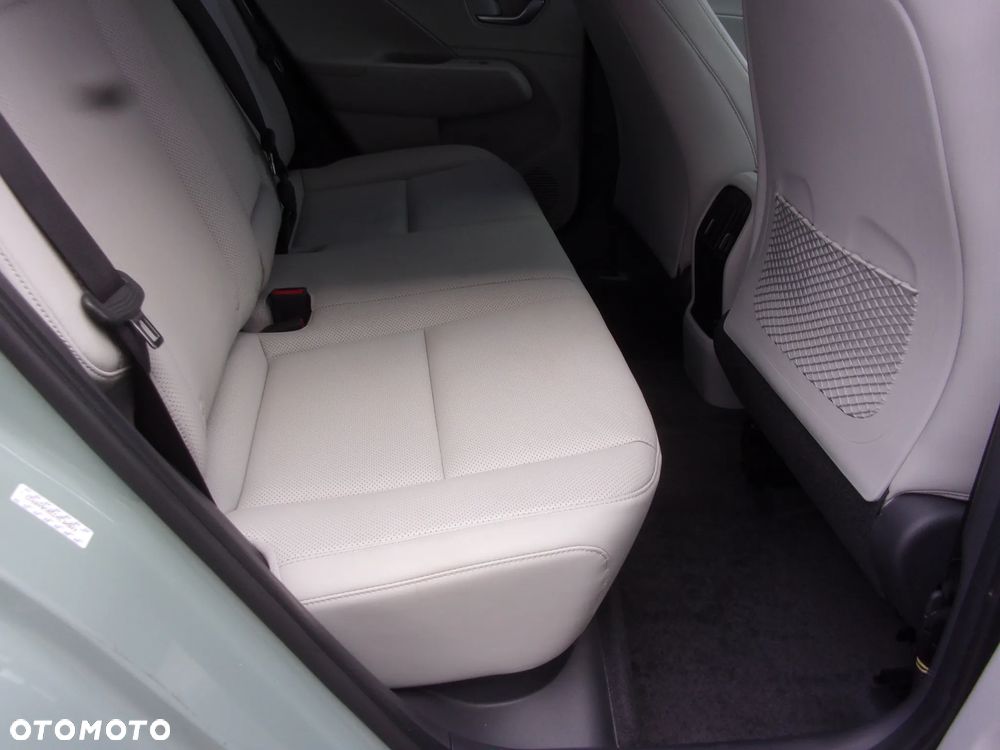 Hyundai Kona - 23