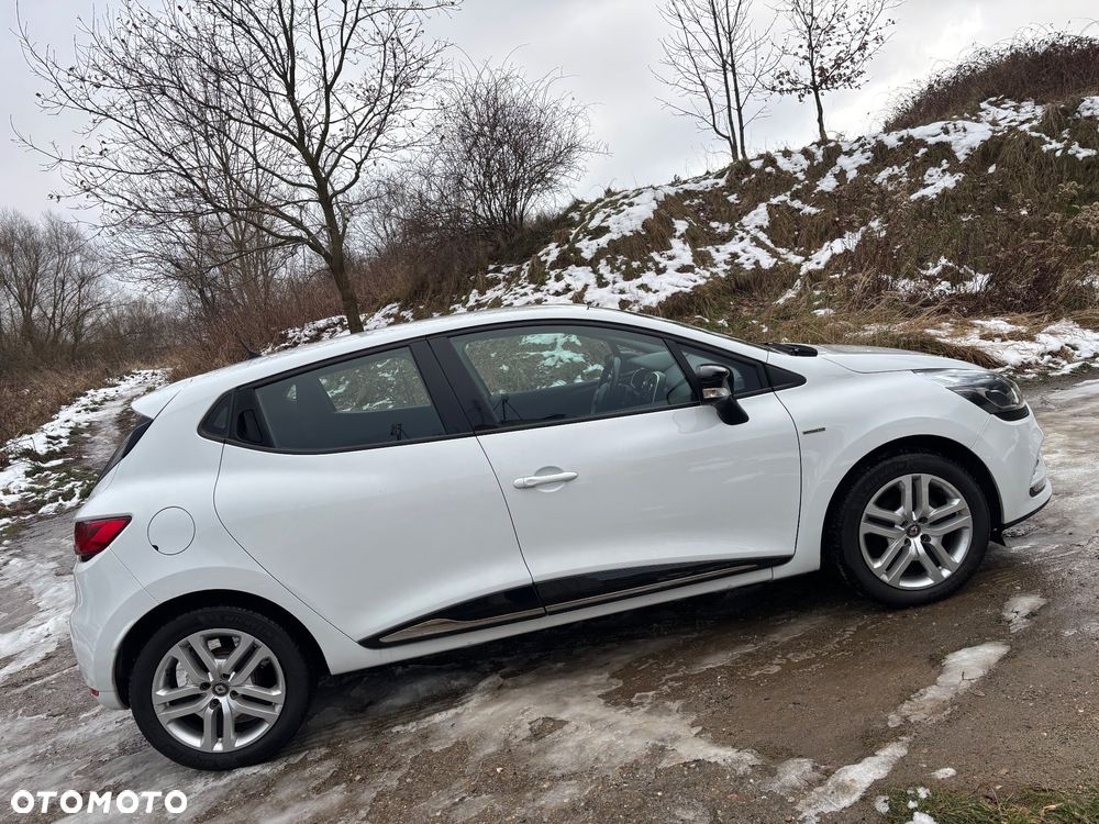 Renault Clio Energy TCe 75 LIMITED 2018 - 15