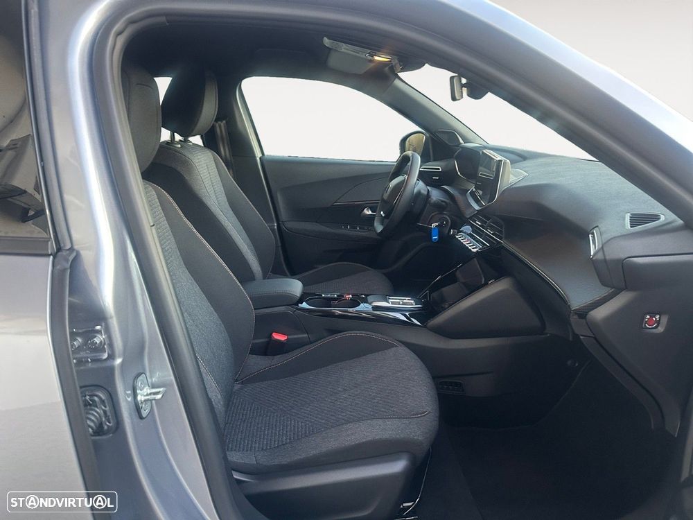 Peugeot e-2008 54 kWh Style - 15