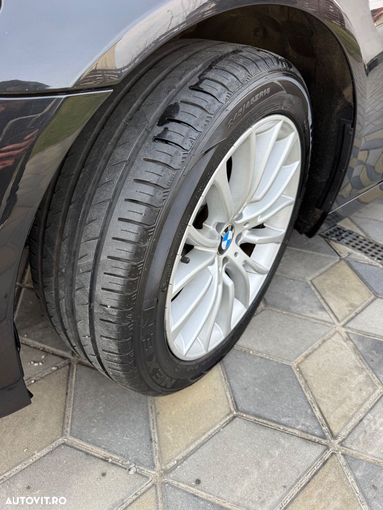 BMW Seria 5 520d - 13