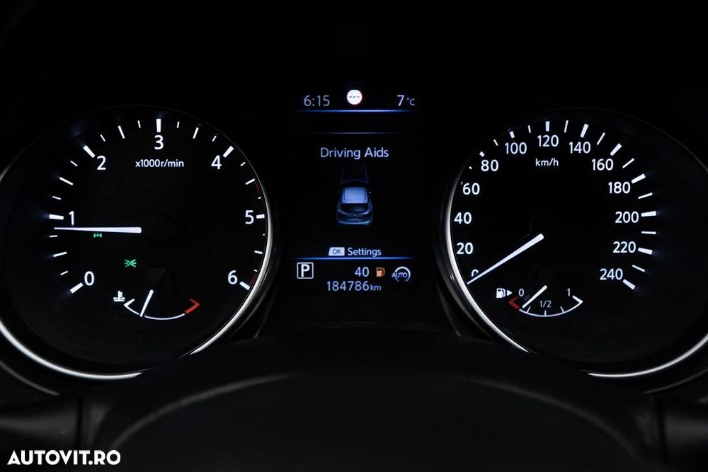 Nissan Qashqai 1.7D 150CP ALL MODE 4X4-I X-TRONIC N-Connecta - 21