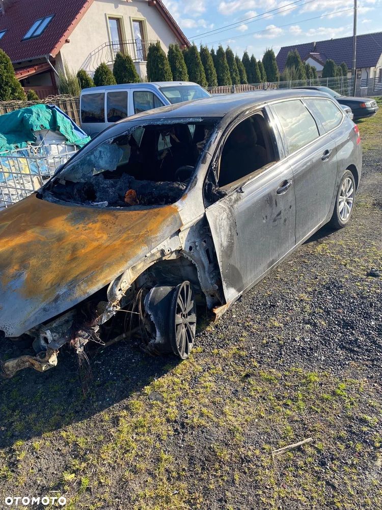 Peugeot 308 - 2