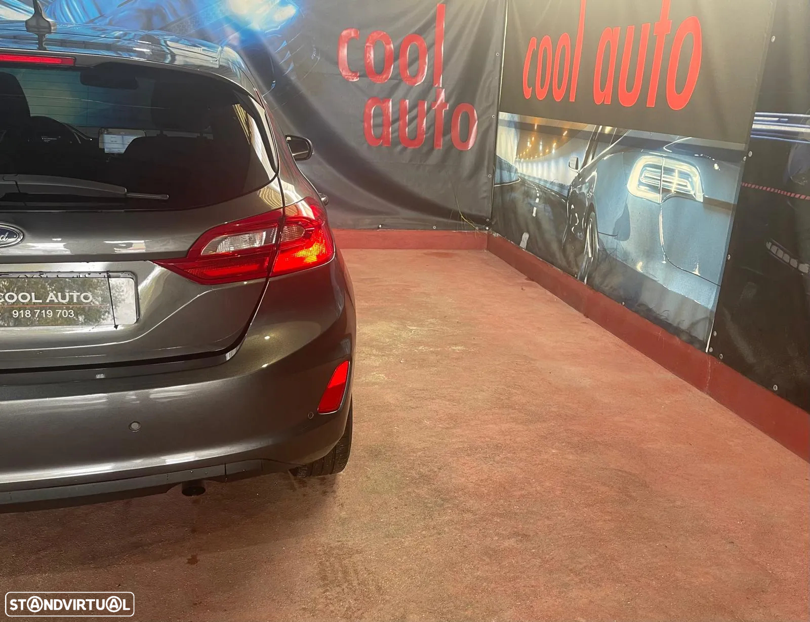 Ford Fiesta 1.0 EcoBoost S&S TITANIUM - 14