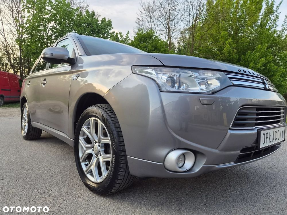 Mitsubishi Outlander - 15