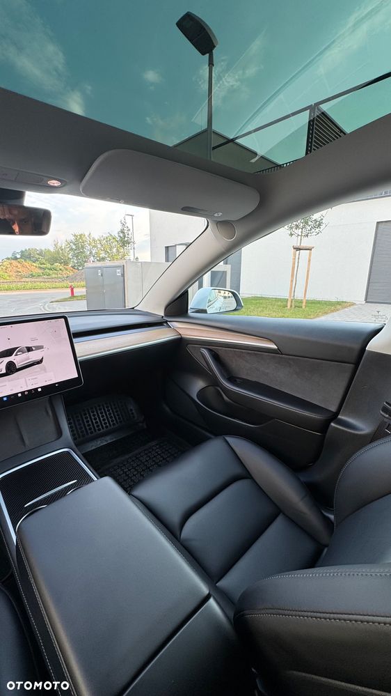 Tesla Model 3 Langstreckenbatterie Allradantrieb Dual Motor Performance - 17