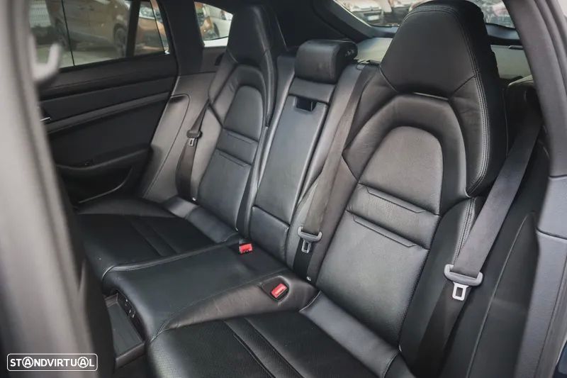Porsche Panamera Sport Turismo 4 E-Hybrid Platinum Edition - 8