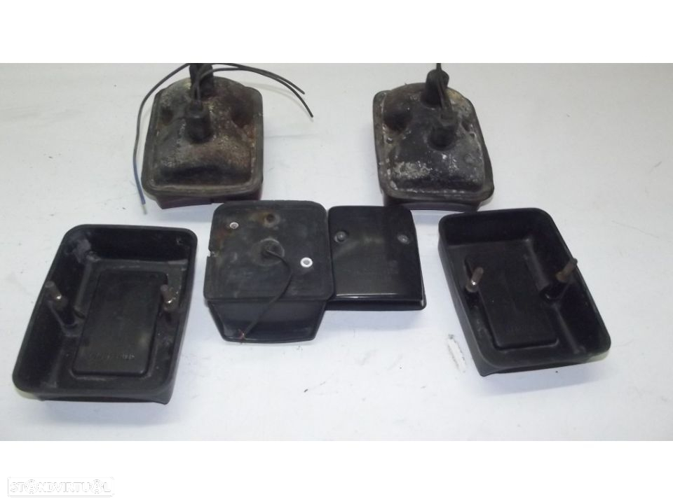 Peugeot 504 pick up farolins traseiros - 3