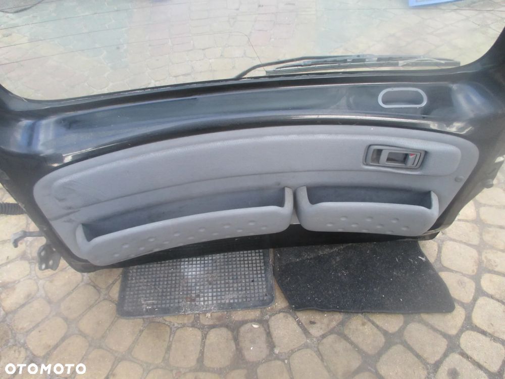 klapa Toyota Yaris Verso 209 bez rdzy - 9