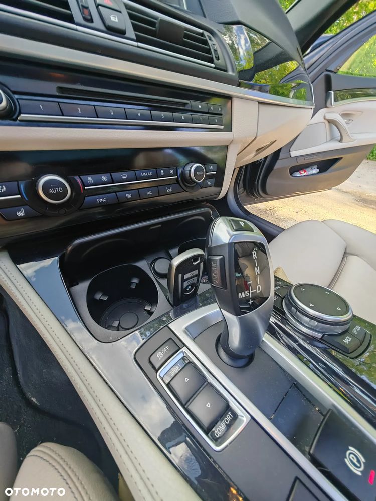 BMW Seria 5 - 16